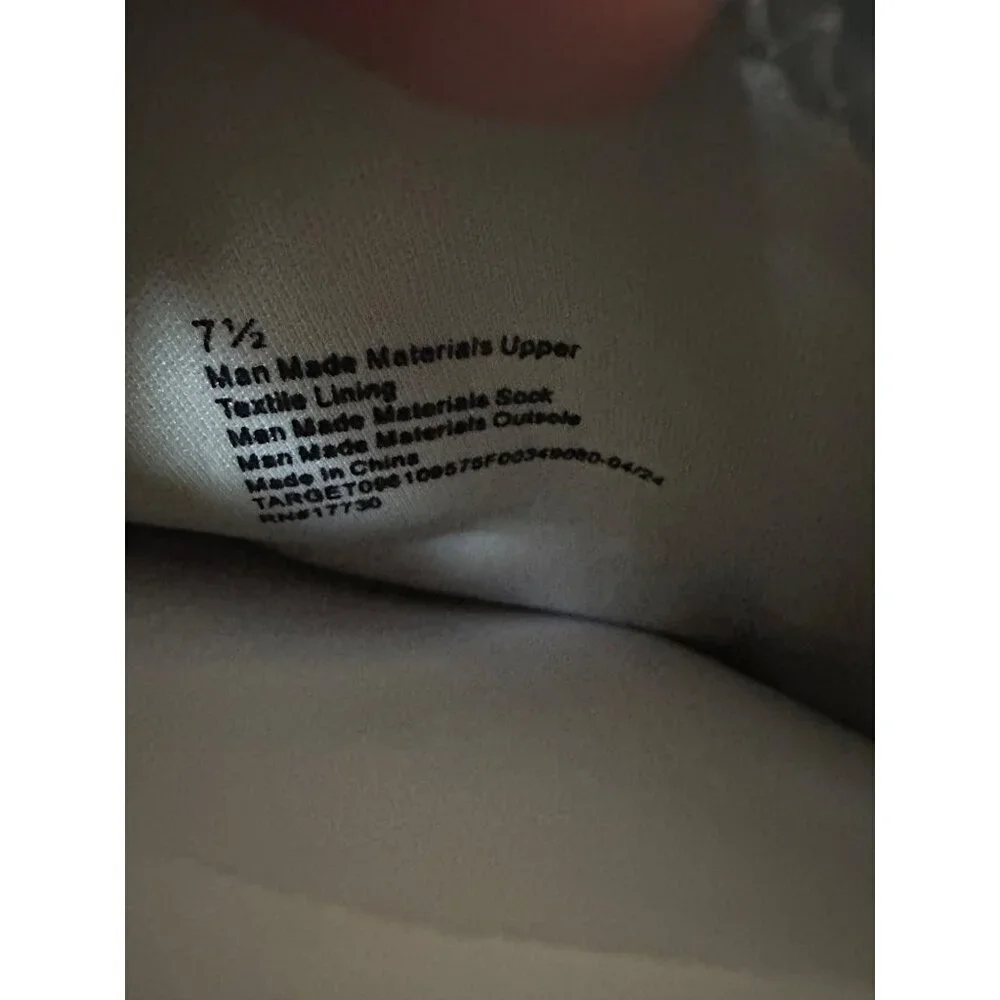 Universal Thread new without